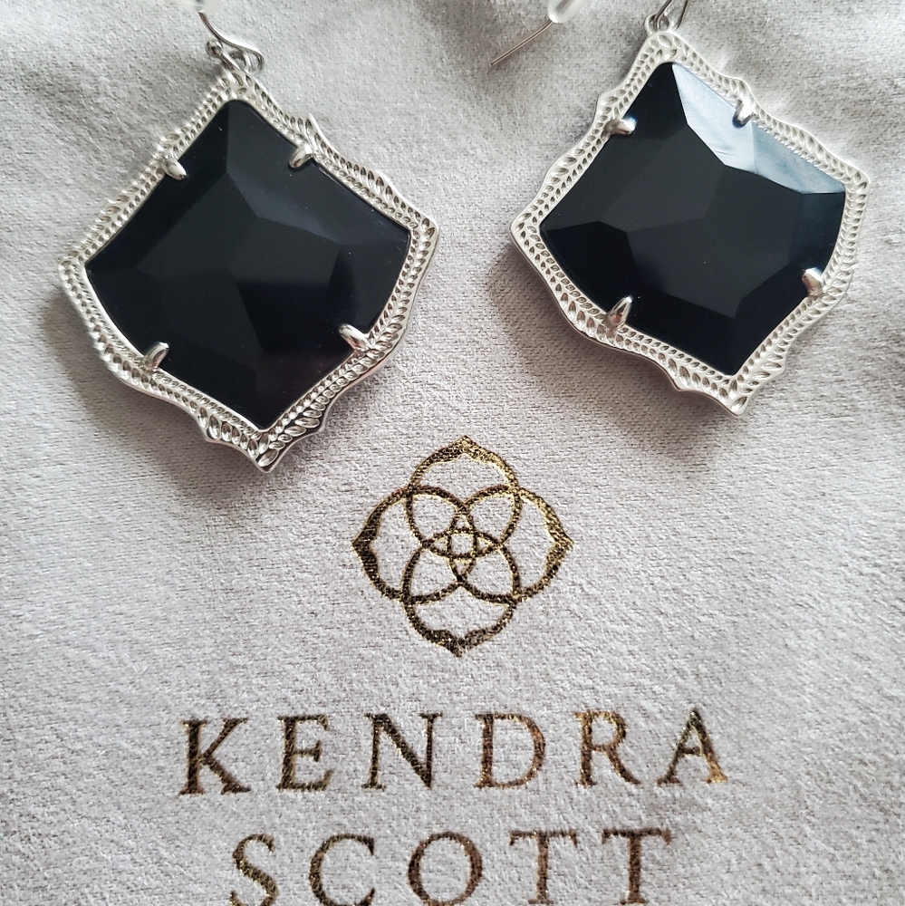 Kendra Scott Kirsten Earrings Black Glass
